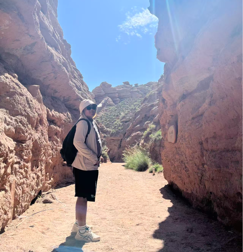 Xingjian Kang 康行健